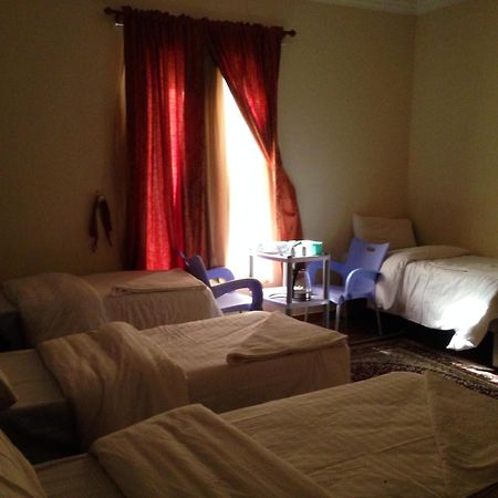 Qasr Al Azizia Hotel Мека Екстериор снимка