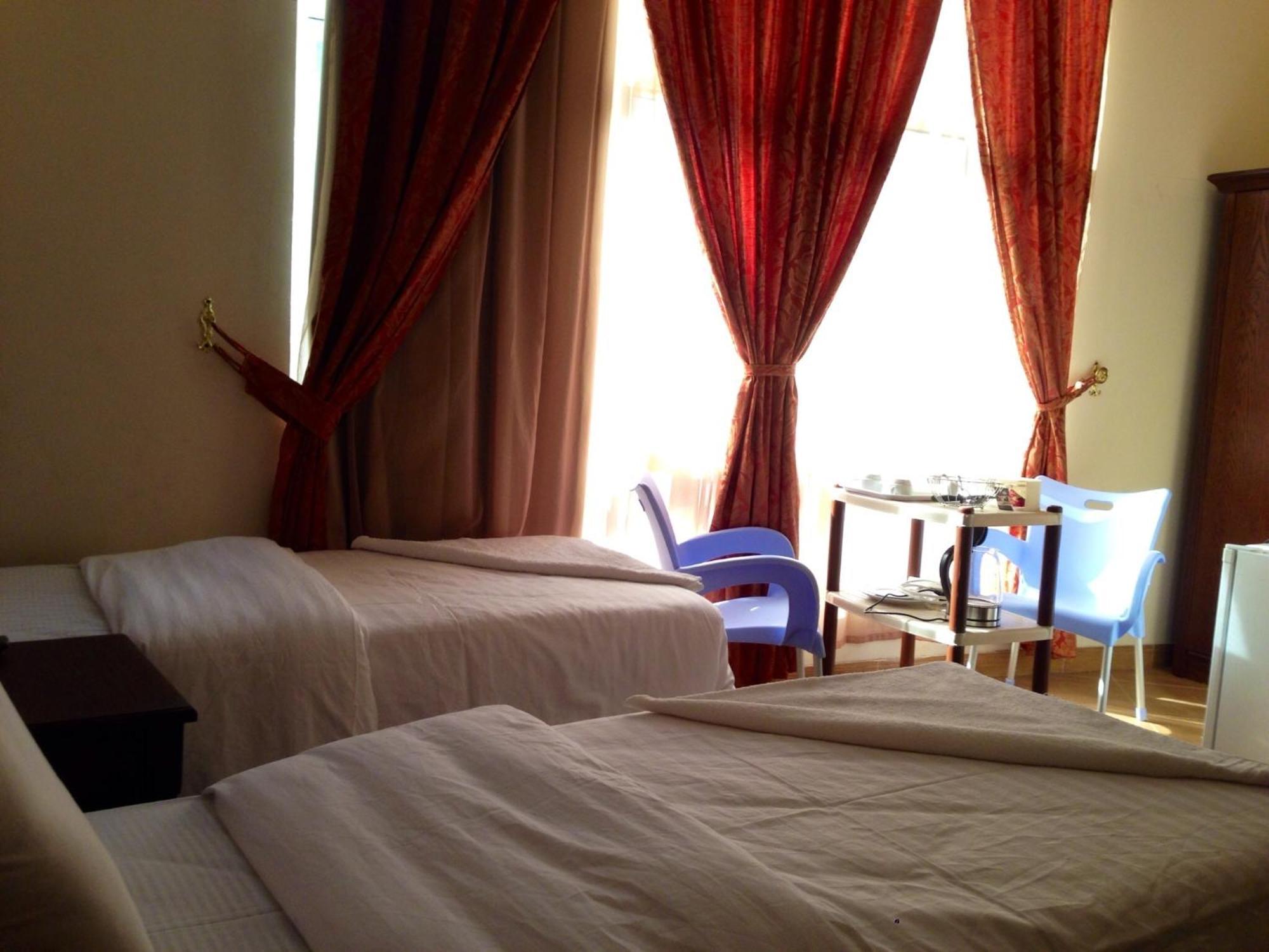 Qasr Al Azizia Hotel Мека Екстериор снимка