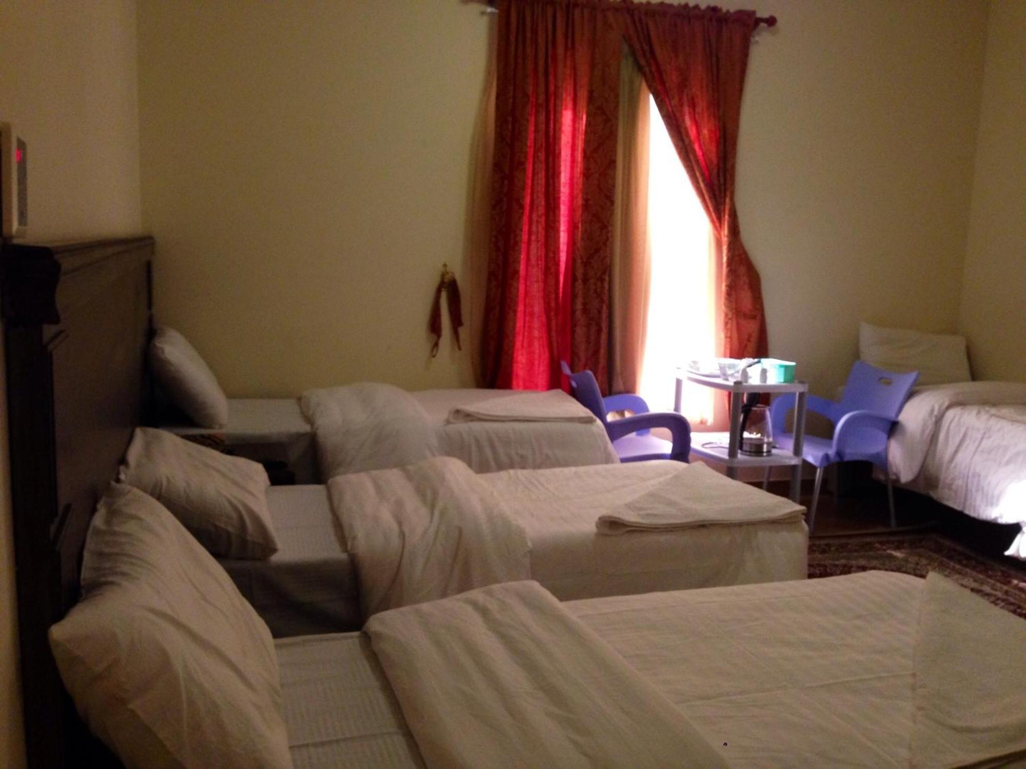 Qasr Al Azizia Hotel Мека Екстериор снимка