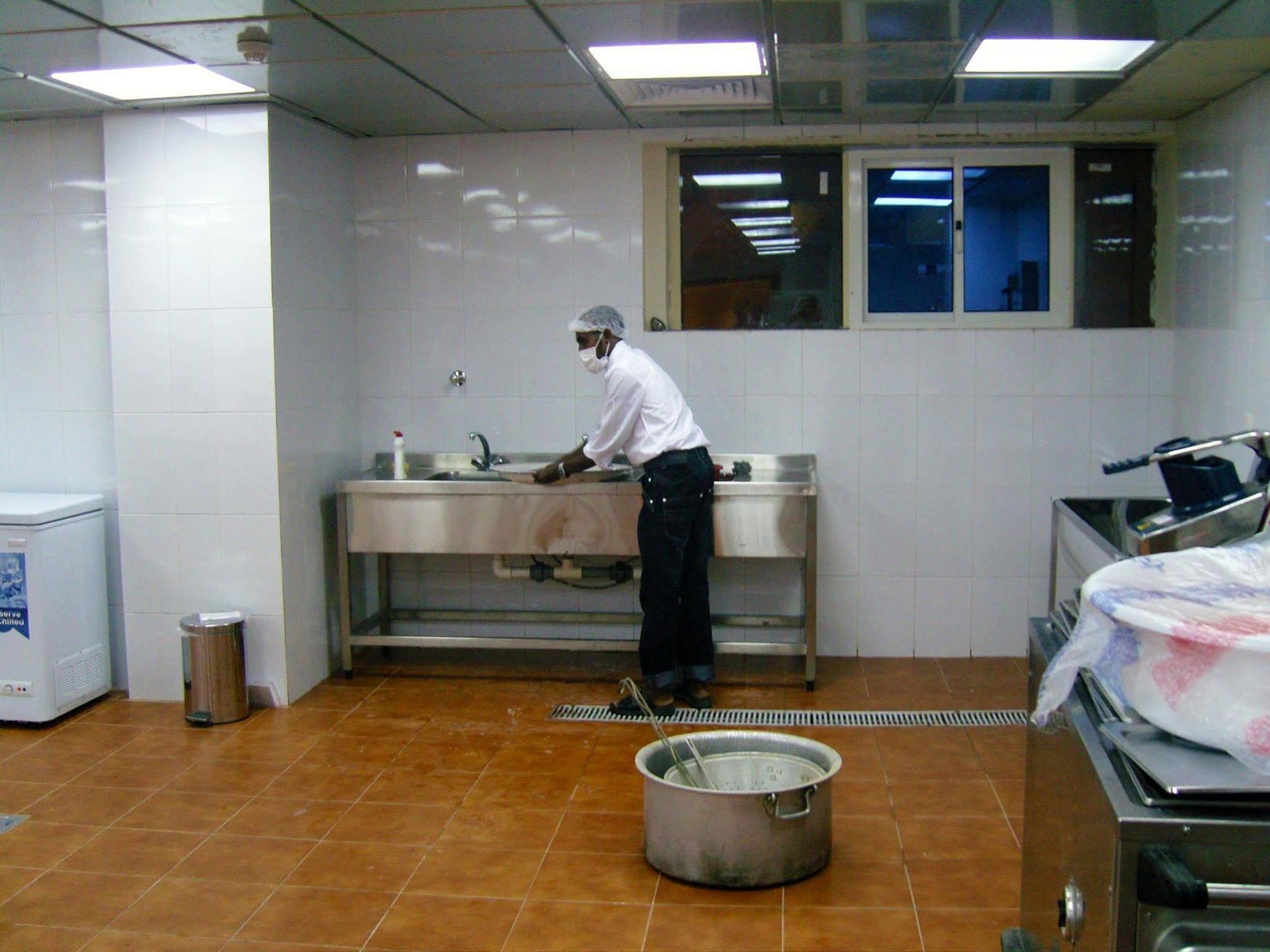 Qasr Al Azizia Hotel Мека Екстериор снимка